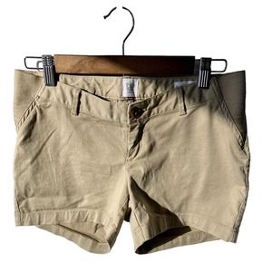 Gap Maternity khaki Shorts Size 0 stretchy waist. Short inseam.
